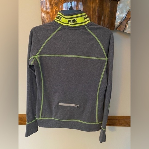 PINK Size Medium Pullover - Picture 4 of 7